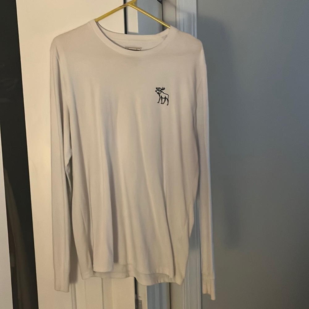 Abercrombie and Finch long sleeve